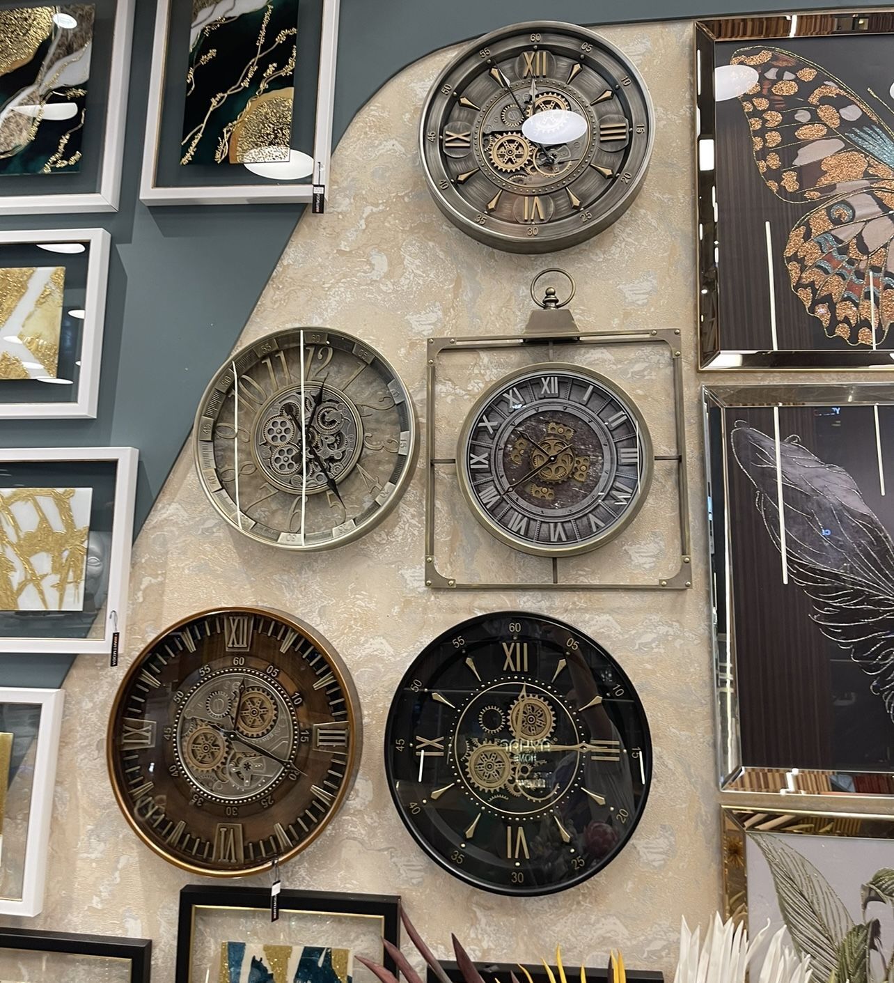 ÇARKLI DUVAR SAATİ METAL