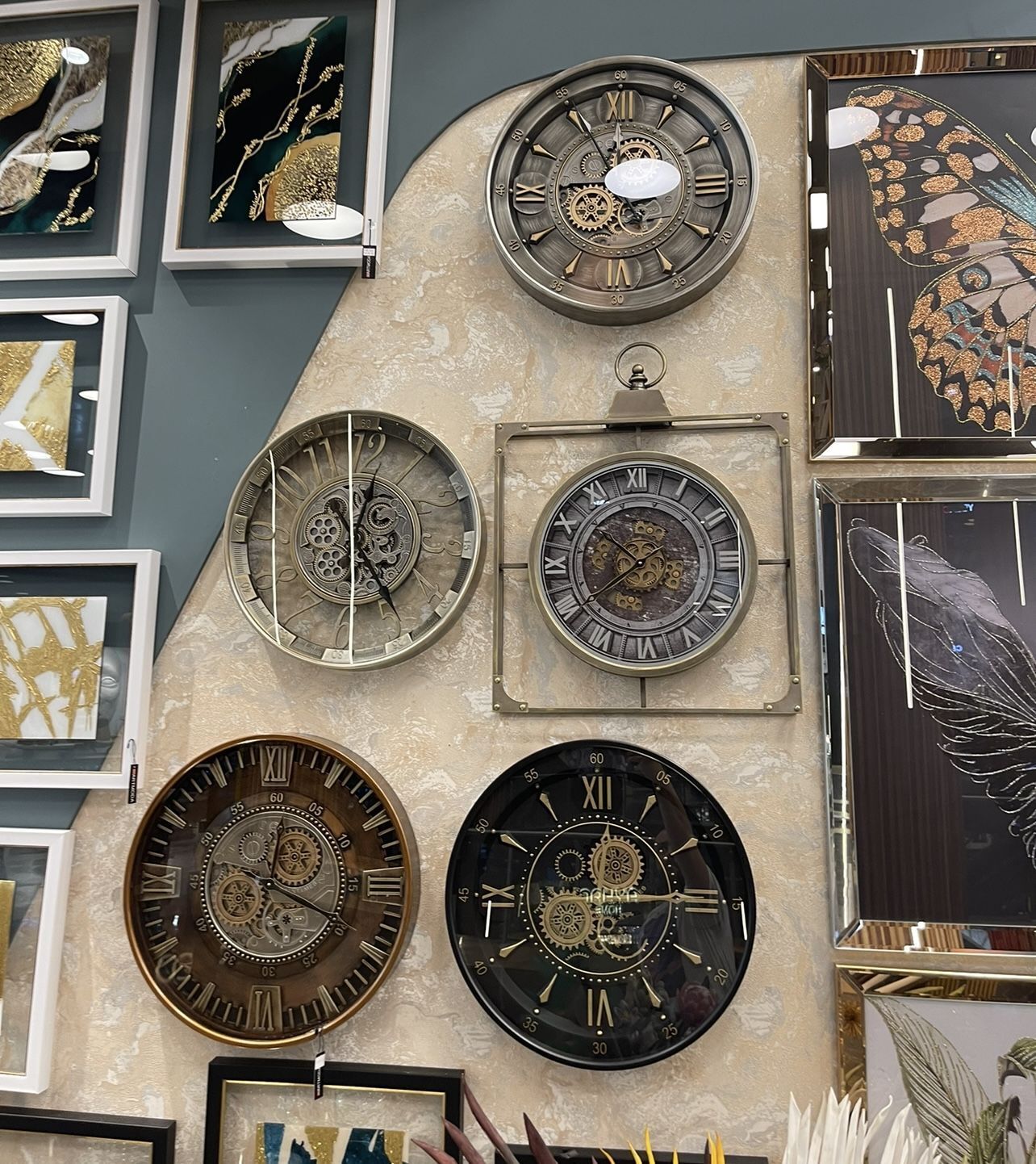 ÇARKLI DUVAR SAATİ METAL