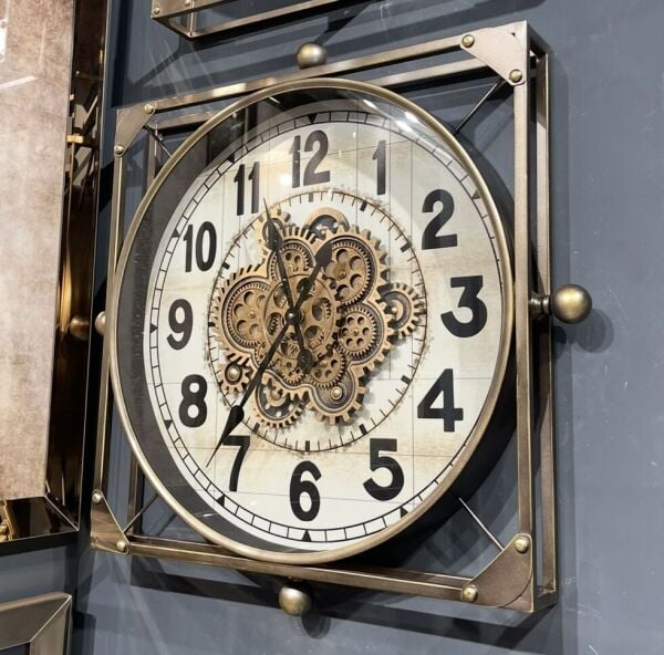 ÇARKLI DUVAR SAATİ METAL