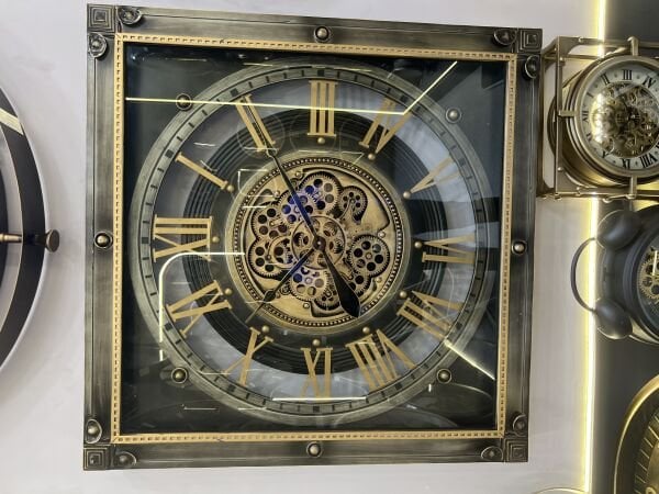 ÇARKLI DUVAR SAATİ METAL